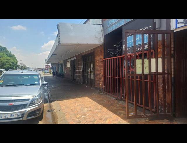 BUSINESS PROPERTY TO RENT IN RANDFONTEIN CENTRAL